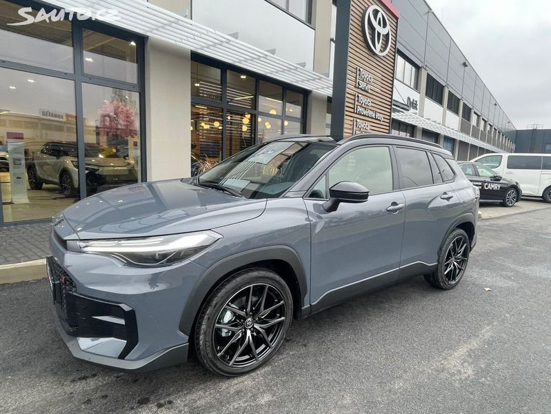 Toyota Corolla Cross, 2.0 Hybrid FWD GR SPORT VIP